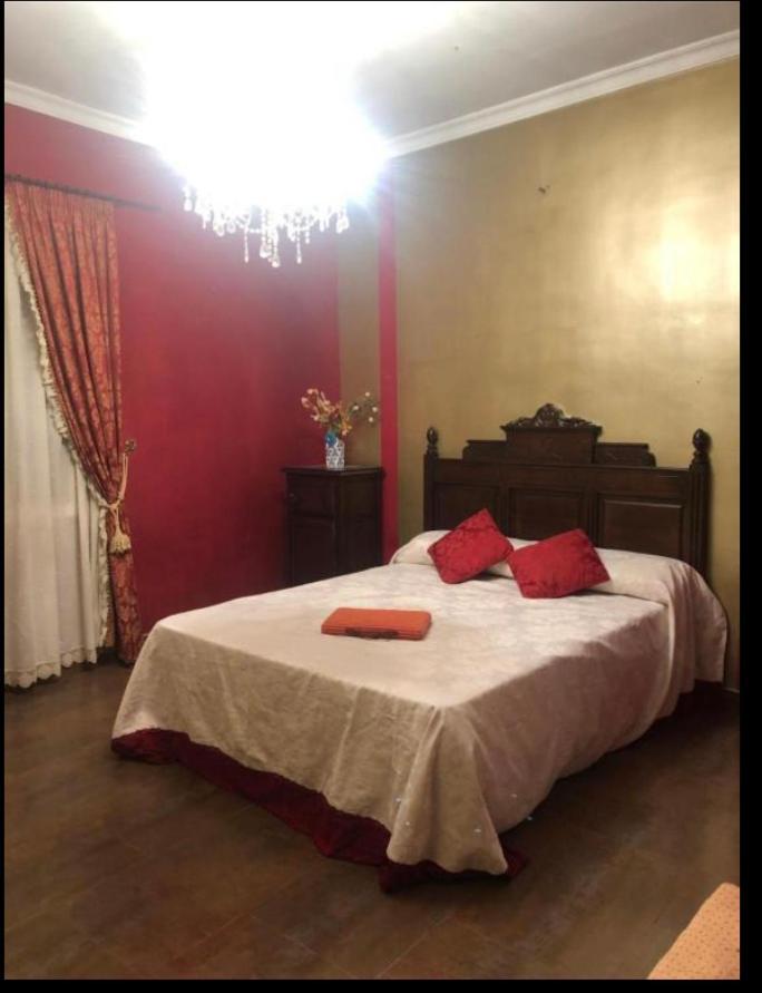 Apartamento En Pleno Centro De Marchena 3 Dormitorios 3 Banos Privados エクステリア 写真