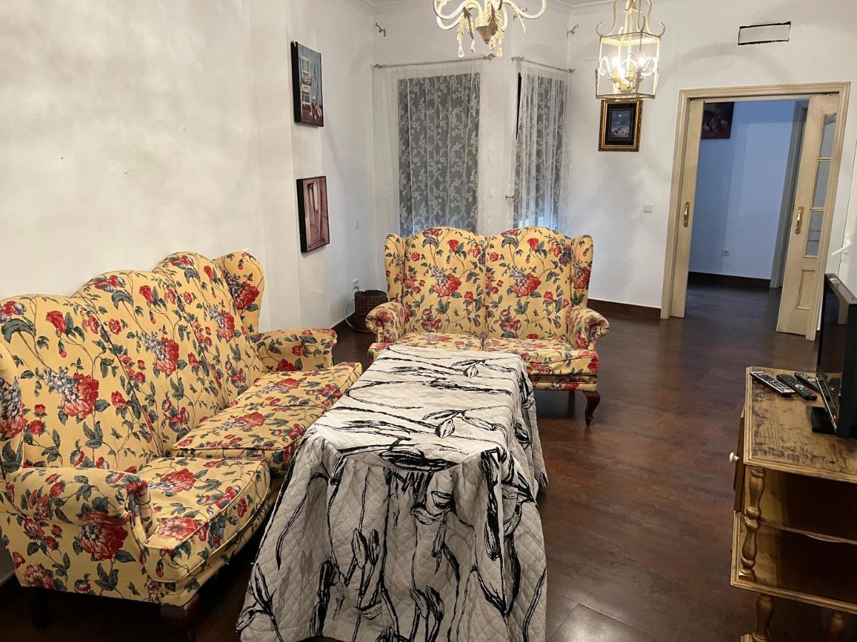 Apartamento En Pleno Centro De Marchena 3 Dormitorios 3 Banos Privados エクステリア 写真