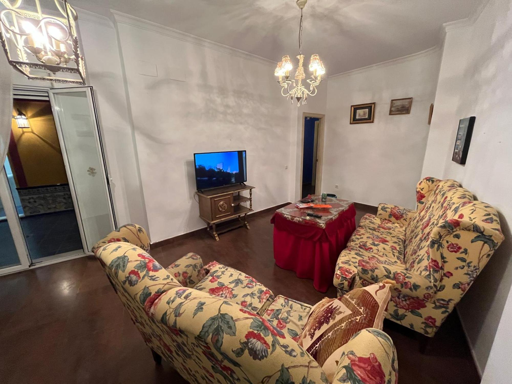 Apartamento En Pleno Centro De Marchena 3 Dormitorios 3 Banos Privados エクステリア 写真