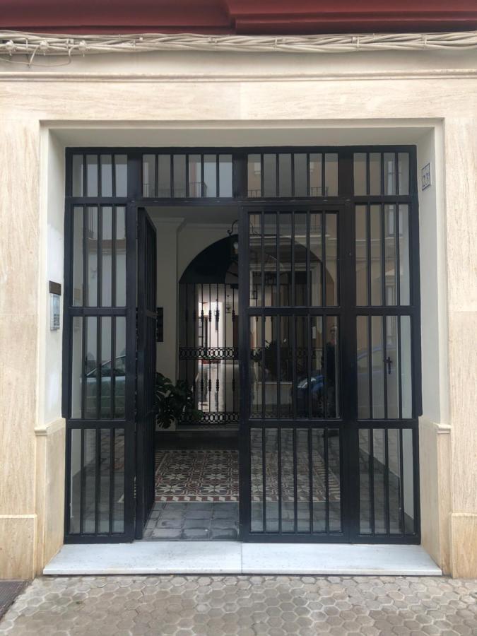 Apartamento En Pleno Centro De Marchena 3 Dormitorios 3 Banos Privados エクステリア 写真