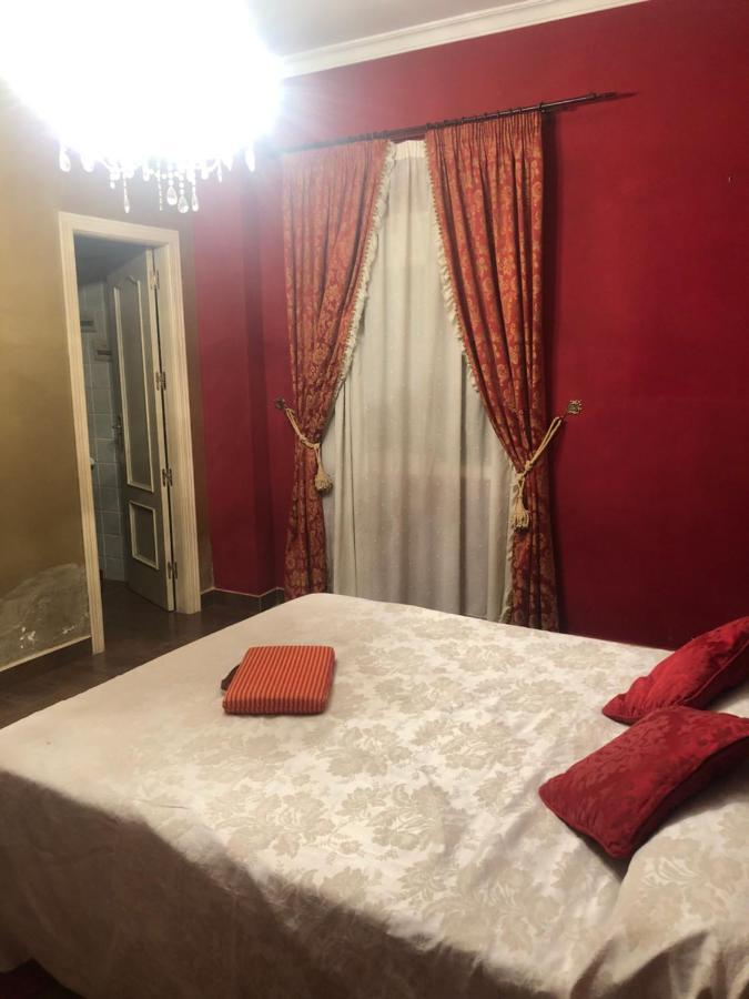 Apartamento En Pleno Centro De Marchena 3 Dormitorios 3 Banos Privados エクステリア 写真